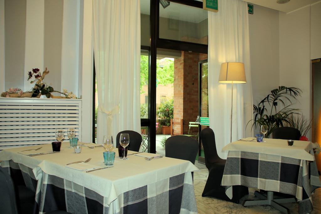 Hotel Salera Asti Exteriér fotografie